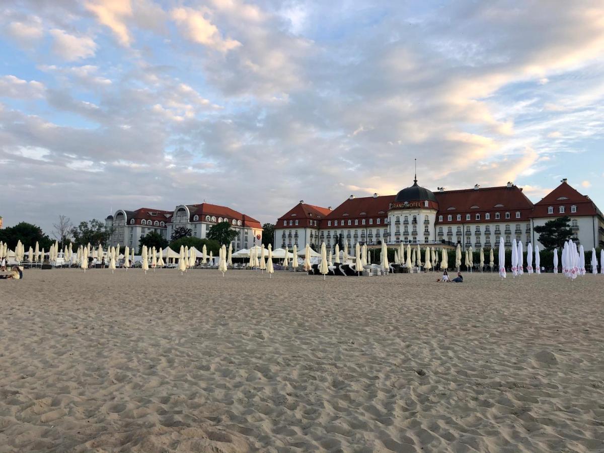 Gold By Praia Apartments - 600 M Do Plazy - Parking Sopot Exteriör bild